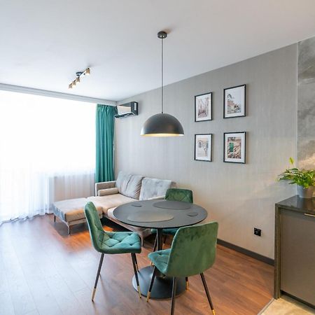 Noche Apartamenty Premium Biala Podlaska Bagian luar foto