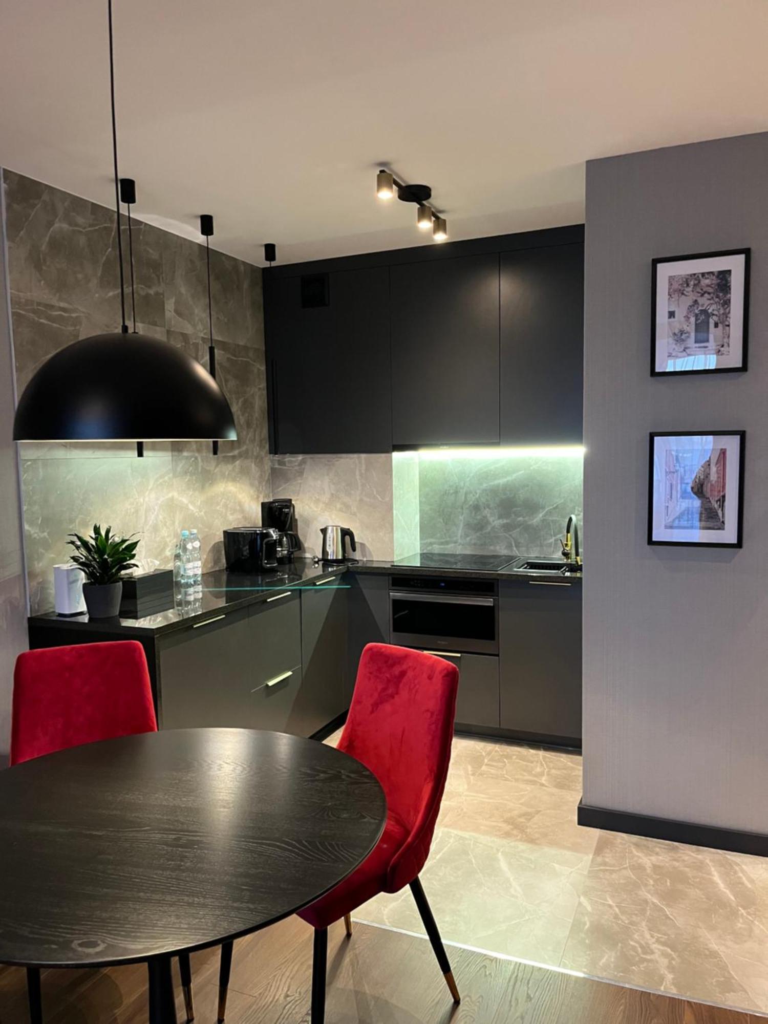 Noche Apartamenty Premium Biala Podlaska Bagian luar foto
