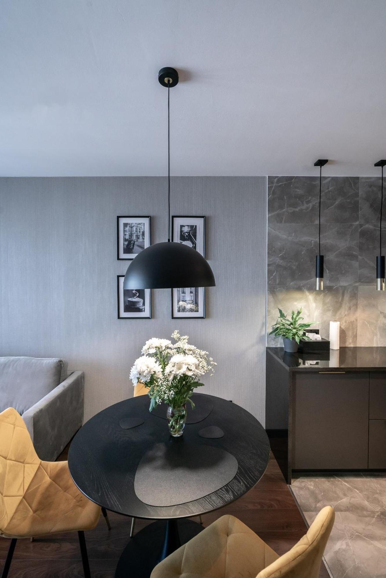 Noche Apartamenty Premium Biala Podlaska Bagian luar foto